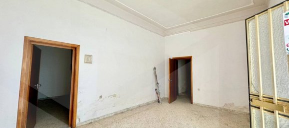 Casa de 4 habitaciónes en Triggiano, Italy No. 22747 4