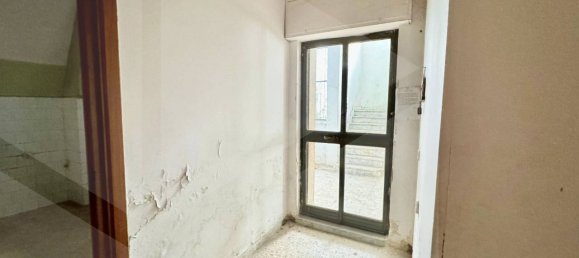 Casa de 4 habitaciónes en Triggiano, Italy No. 22747 16