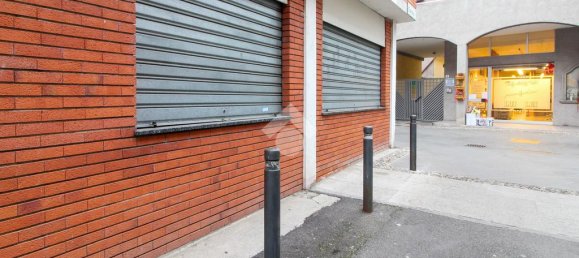 Коммерческая недвижимость с 2 комнатами в Понтольо, Италия № 233948 14