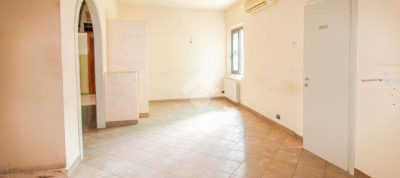 Коммерческая недвижимость с 2 комнатами в Понтольо, Италия № 233948 13