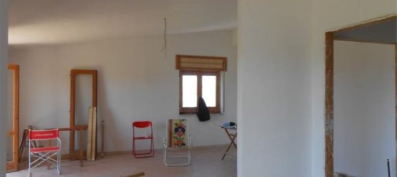 Apartamento de 5 divisões em Santa Maria del Cedro, Italy N.º 253495 3