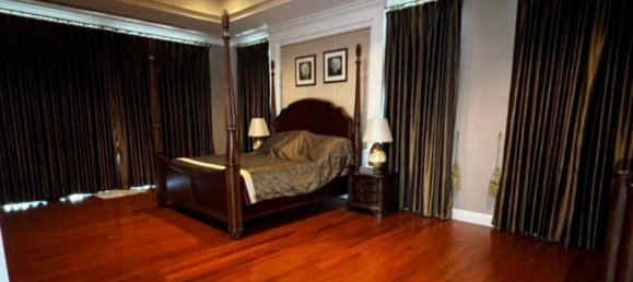 5 bedrooms Cafe / restaurant in Bangkok, Thailand No. 6390 9