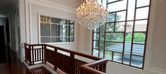 5 bedrooms Cafe / restaurant in Bangkok, Thailand No. 6390 8