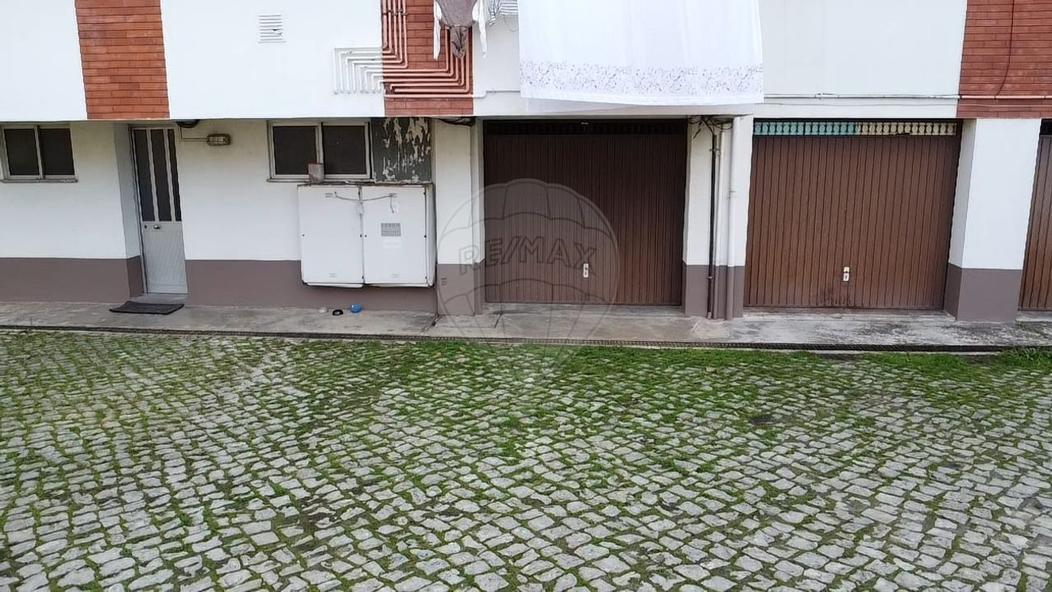 19m² Garage in Coimbra, Portugal No. 203036