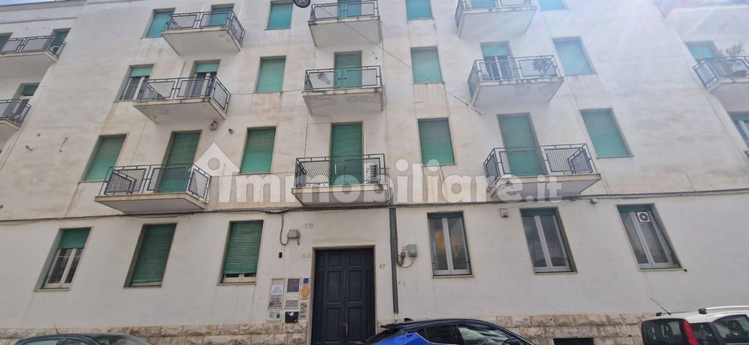 Квартира с 2 спальнями в Трани, Италия № 339788