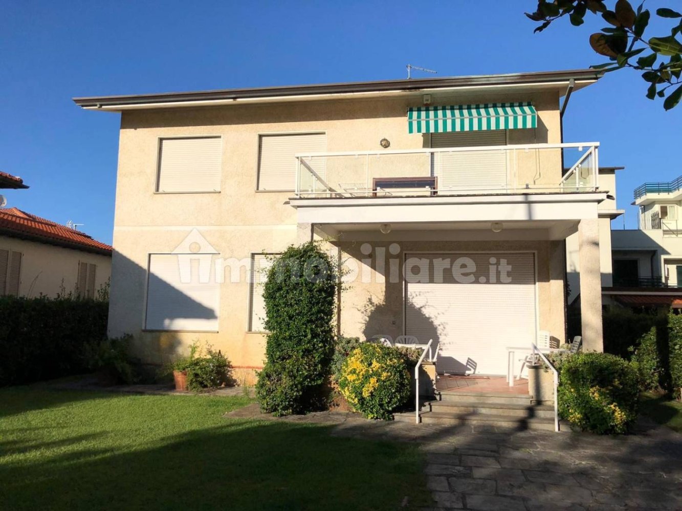 4 bedrooms Villa in Pietrasanta, Italy No. 312270