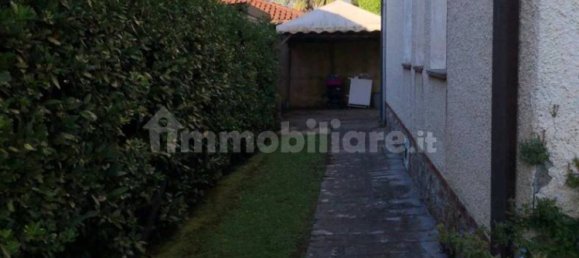 4 bedrooms Villa in Pietrasanta, Italy No. 312270 3