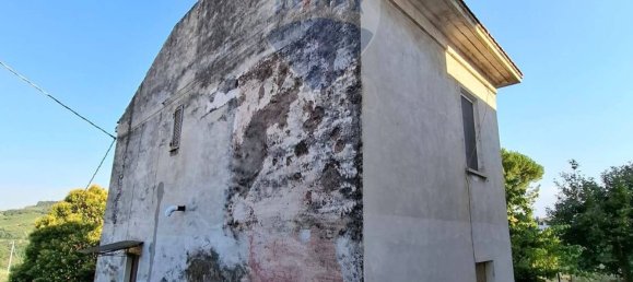 Дом с 3 спальнями в Мильянико, Италия № 347984 2