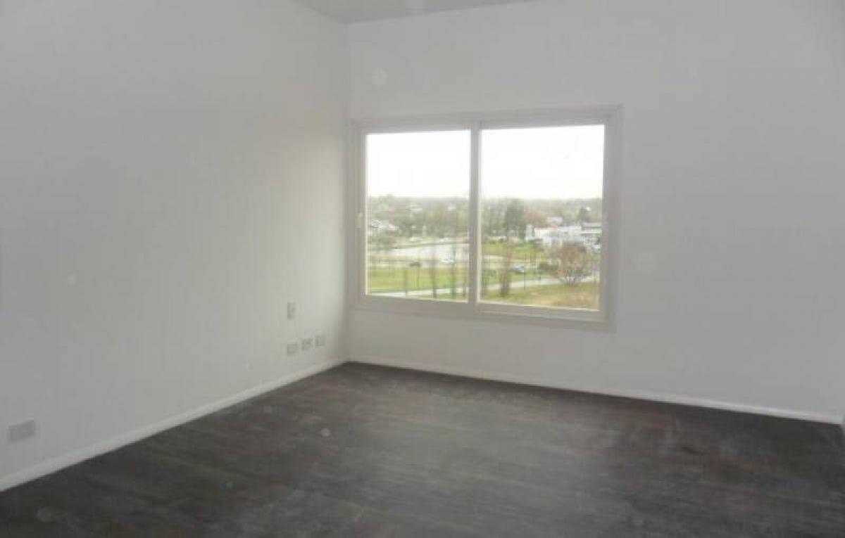 3 bedrooms Apartment in Tigre, Argentina No. 50982