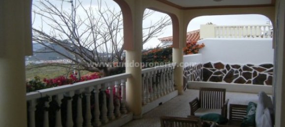 3 bedrooms Villa in Valle de San Lorenzo, Spain No. 712 6