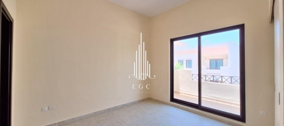 Вилла с 4 спальнями в Al Khalidiya, ОАЭ № 23392 12