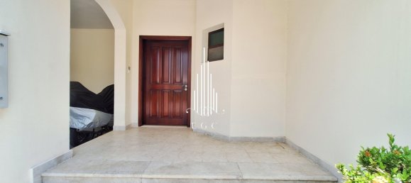 Вилла с 4 спальнями в Al Khalidiya, ОАЭ № 23392 17