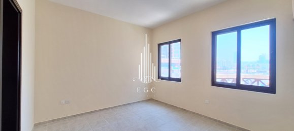 Вилла с 4 спальнями в Al Khalidiya, ОАЭ № 23392 11