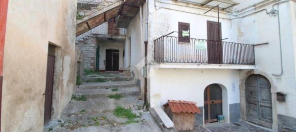 2 Schlafzimmer Wohnung in Scandriglia, Italy, Nr. 308765 2