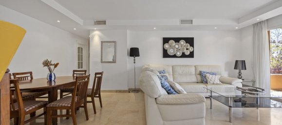 4 bedrooms Apartment in Marbella, Spain No. 131659 6