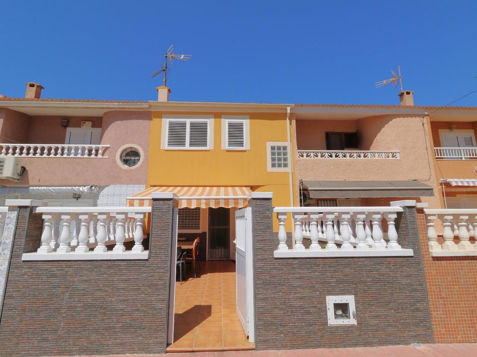 3 bedrooms Townhouse in Torrevieja, Spain No. 256559