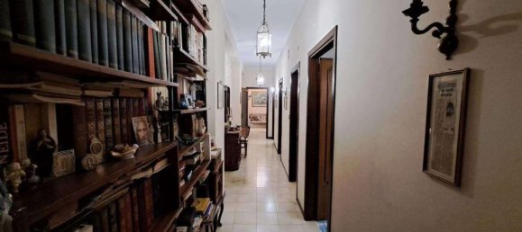 8 rooms Apartment in Syracuse, Italy No. 268975 10