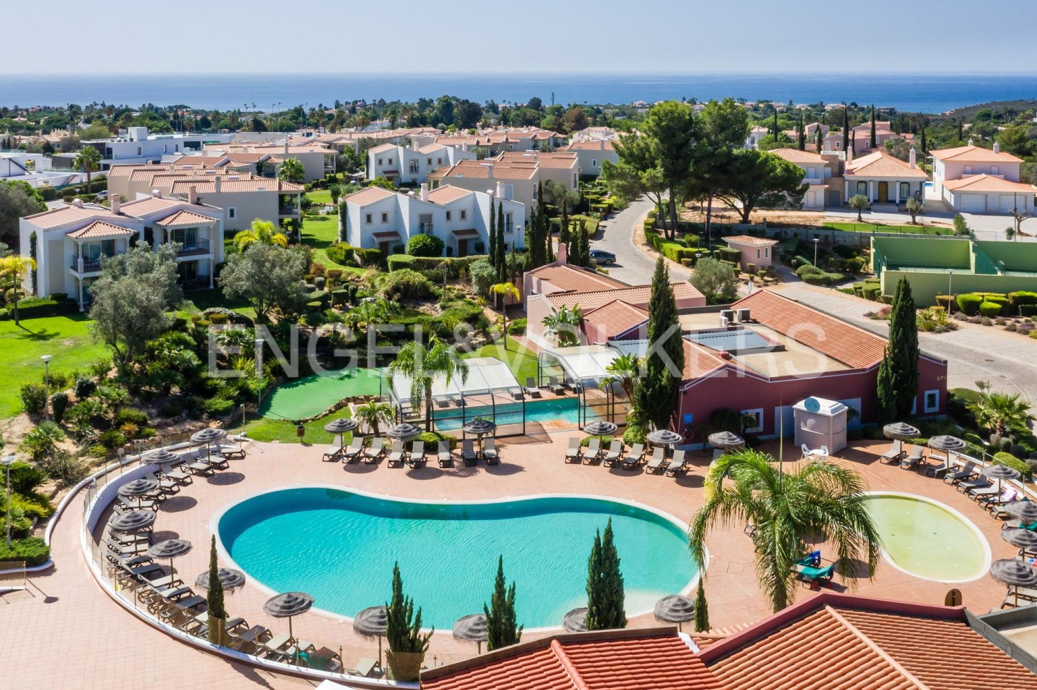 2 bedrooms Hotel in Lagoa, Portugal No. 92923