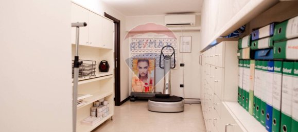 5 rooms Commercial property in Concorezzo, Italy No. 58222 27