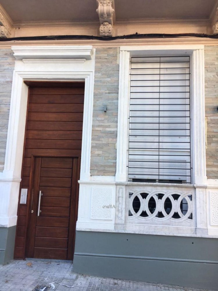 3 bedrooms Apartment in Montevideo, Uruguay No. 3154