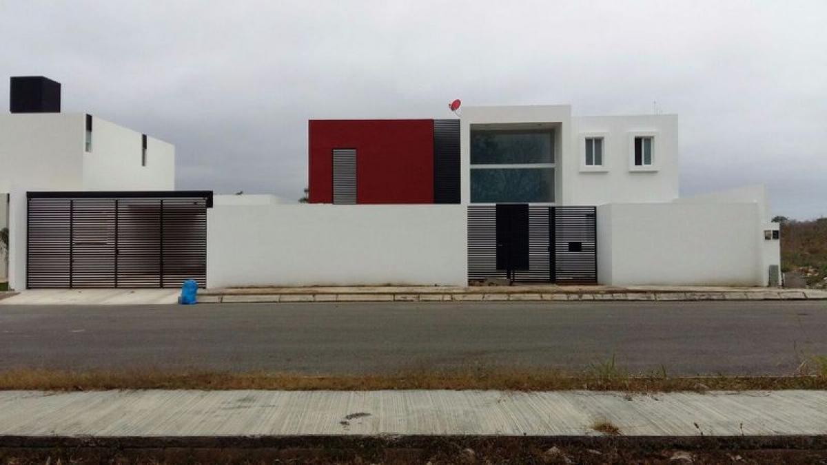 4 bedrooms House in Merida, Mexico No. 150521