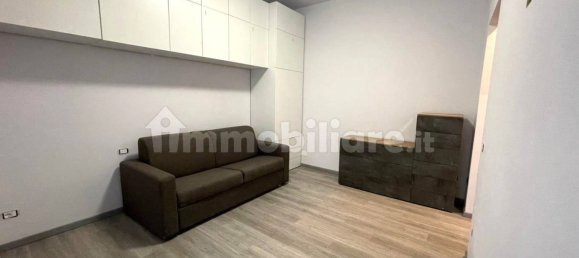 Apartamento de 1 dormitorio en Corsico, Italy No. 263730 5