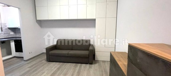 Apartamento de 1 dormitorio en Corsico, Italy No. 263730 4