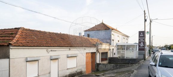 2 bedrooms House in Oliveirinha, Portugal No. 48493 11