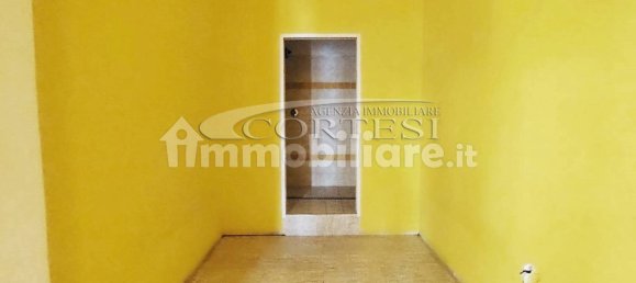 310m² Commercial property in Umbertide, Italy No. 171778 4