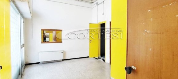310m² Commercial property in Umbertide, Italy No. 171778 6