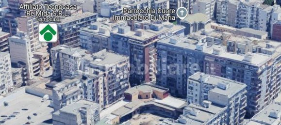 Apartamento T3 em Taranto, Italy N.º 342325 2