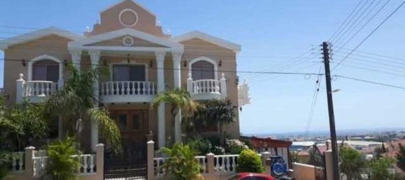 9 bedrooms House in Agios Athanasios, Cyprus No. 6682 9