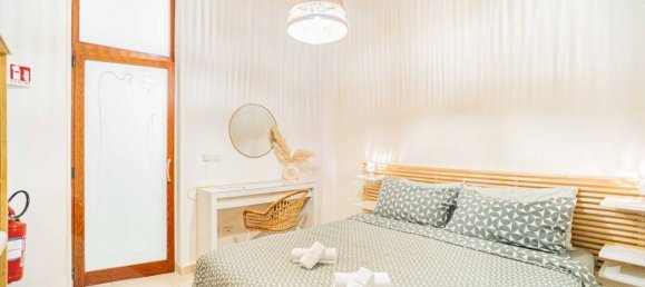 1 bedroom Apartment in Bari, Italy No. 17360 7