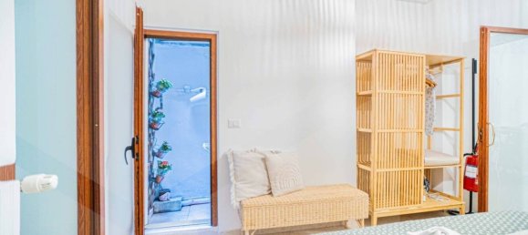 1 bedroom Apartment in Bari, Italy No. 17360 3