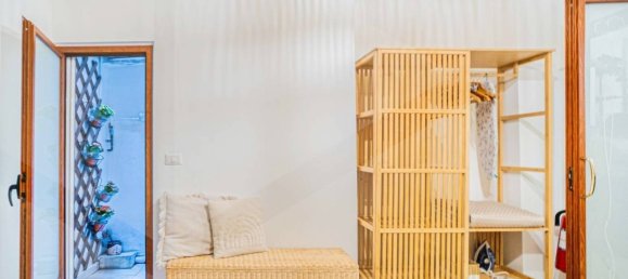 1 bedroom Apartment in Bari, Italy No. 17360 4