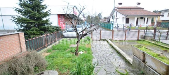 3 bedrooms House in San Colombano al Lambro, Italy No. 16640 42