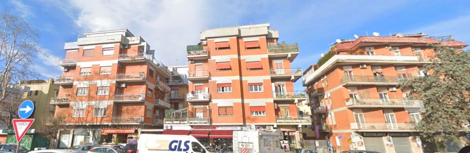 3 bedrooms Villa in Lucoli, Italy No. 331390