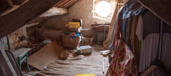 1 bedroom Townhouse in Trainel, France No. 49095 7