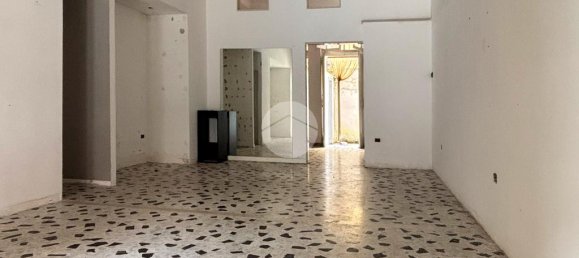 1 room Commercial property in Manfredonia, Italy No. 52471 9