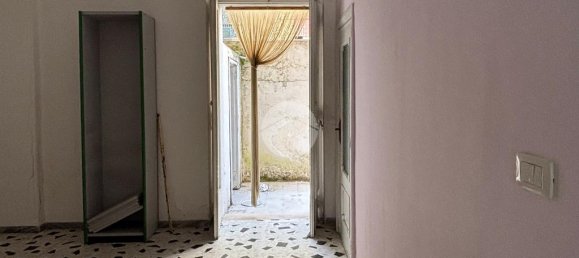 1 room Commercial property in Manfredonia, Italy No. 52471 15