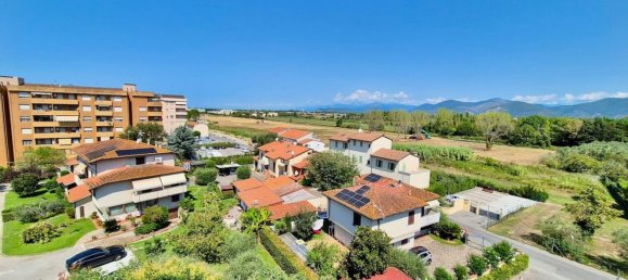 3-salle Appartement à Pisa, Italy No. 308164 2