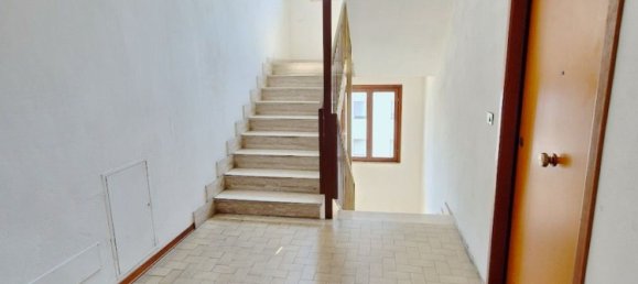 3-salle Appartement à Pisa, Italy No. 308164 25