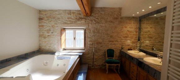 8 bedrooms House in Tournus, France No. 306079 10