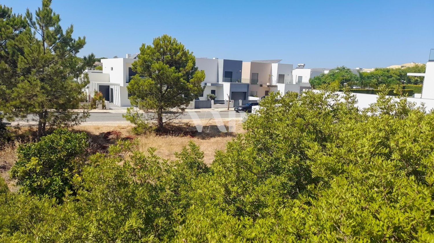  قطعة أرض في Quarteira, Portugal رقم 135185