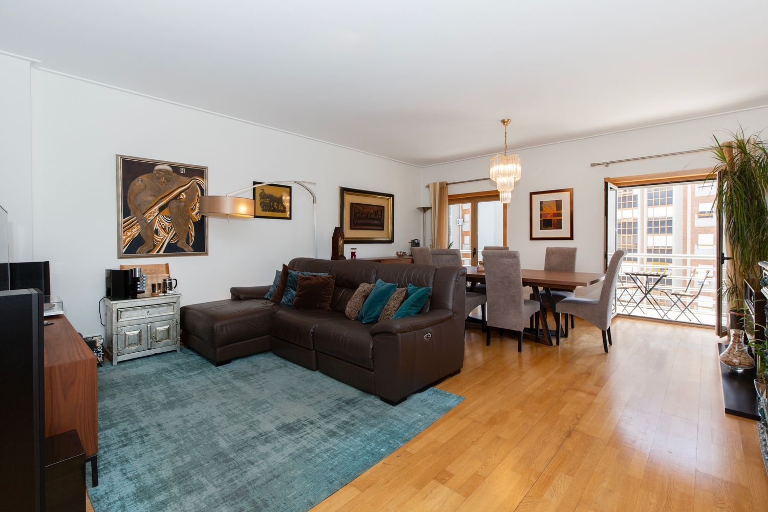 3 غرف نوم منزل ذو طابقين في Lisbon, Portugal رقم 271504