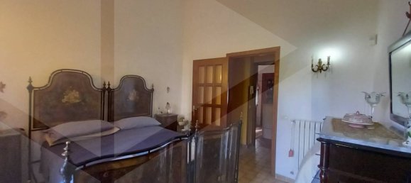 6 rooms House in Vico del Gargano, Italy No. 17176 6