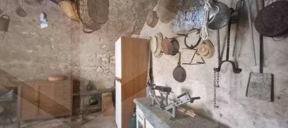 6 rooms House in Vico del Gargano, Italy No. 17176 14