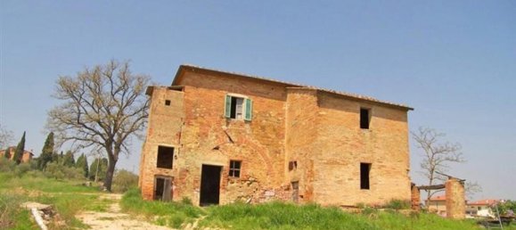 Studio in Torrita di Siena, Italy No. 1474 3