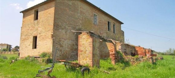 Studio in Torrita di Siena, Italy No. 1474 5