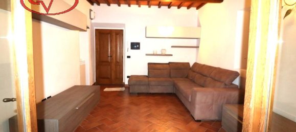 Дом с 6 комнатами в Монтеварки, Италия № 232804 25